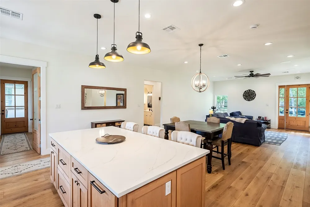419 US Highway 175 W Eustace, TX 75124
