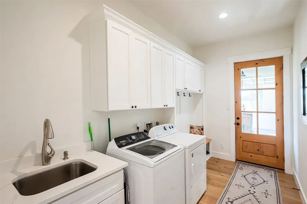 419 US Highway 175 W Eustace, TX 75124