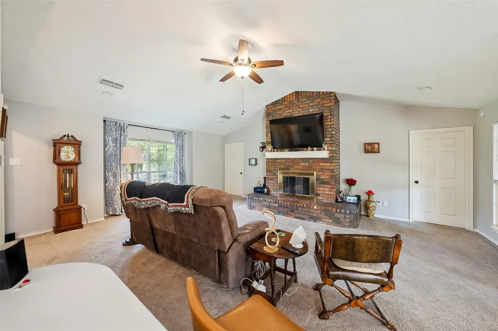 419 US Highway 175 W Eustace, TX 75124