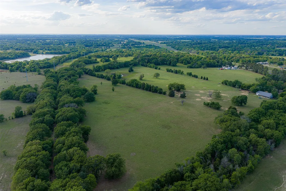 419 US Highway 175 W Eustace, TX 75124