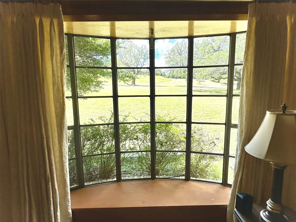 500 Apache Trail Comanche, TX 76442