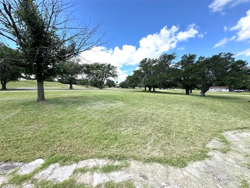 500 Apache Trail Comanche, TX 76442