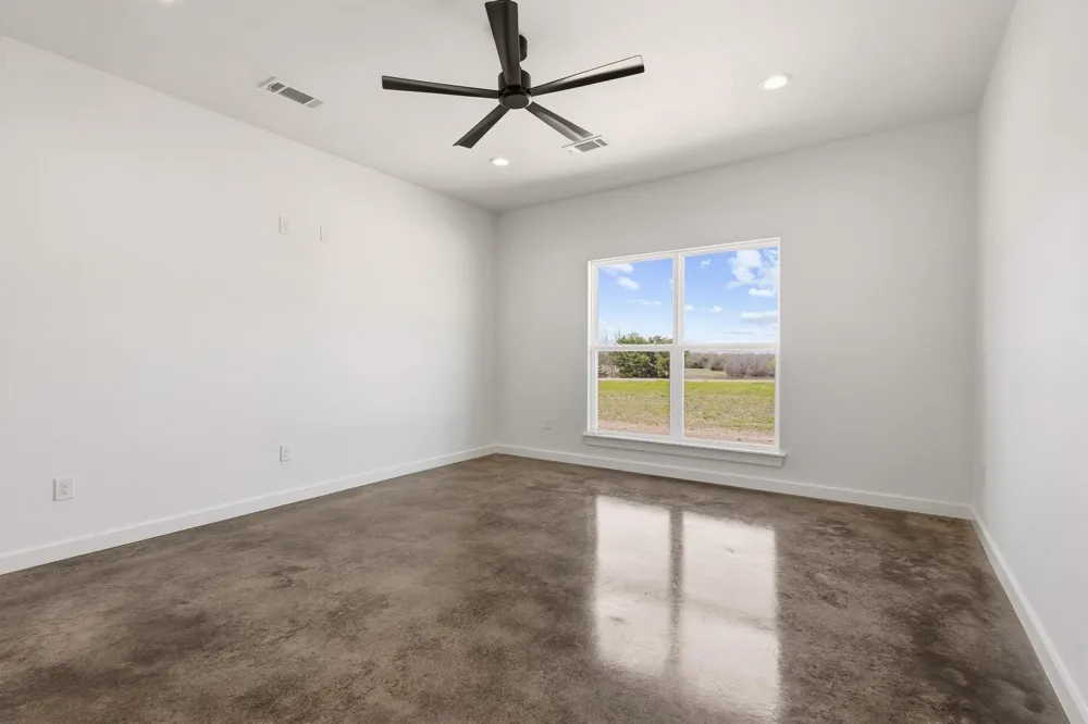 14457 E FM 1396 Windom, TX 75492