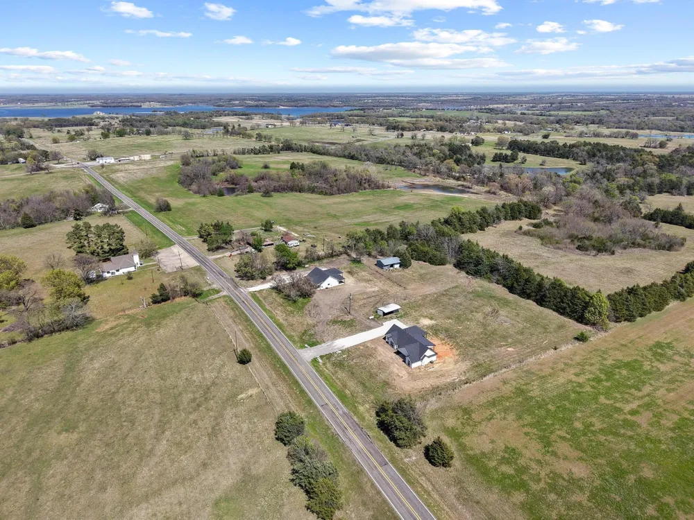 14457 E FM 1396 Windom, TX 75492