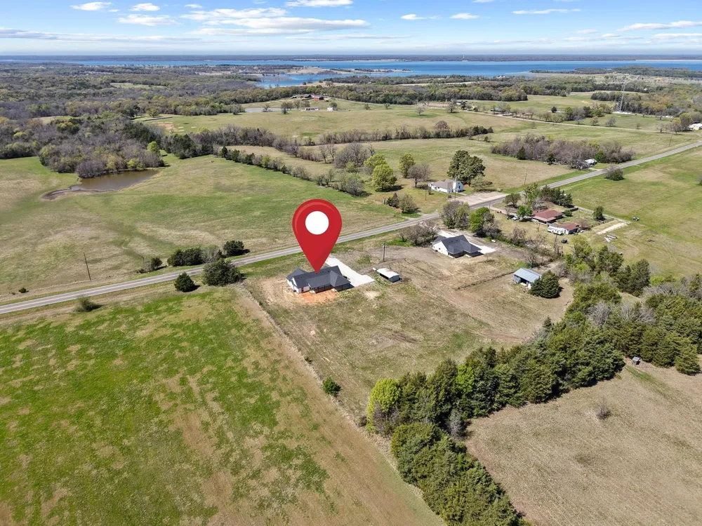 14457 E FM 1396 Windom, TX 75492