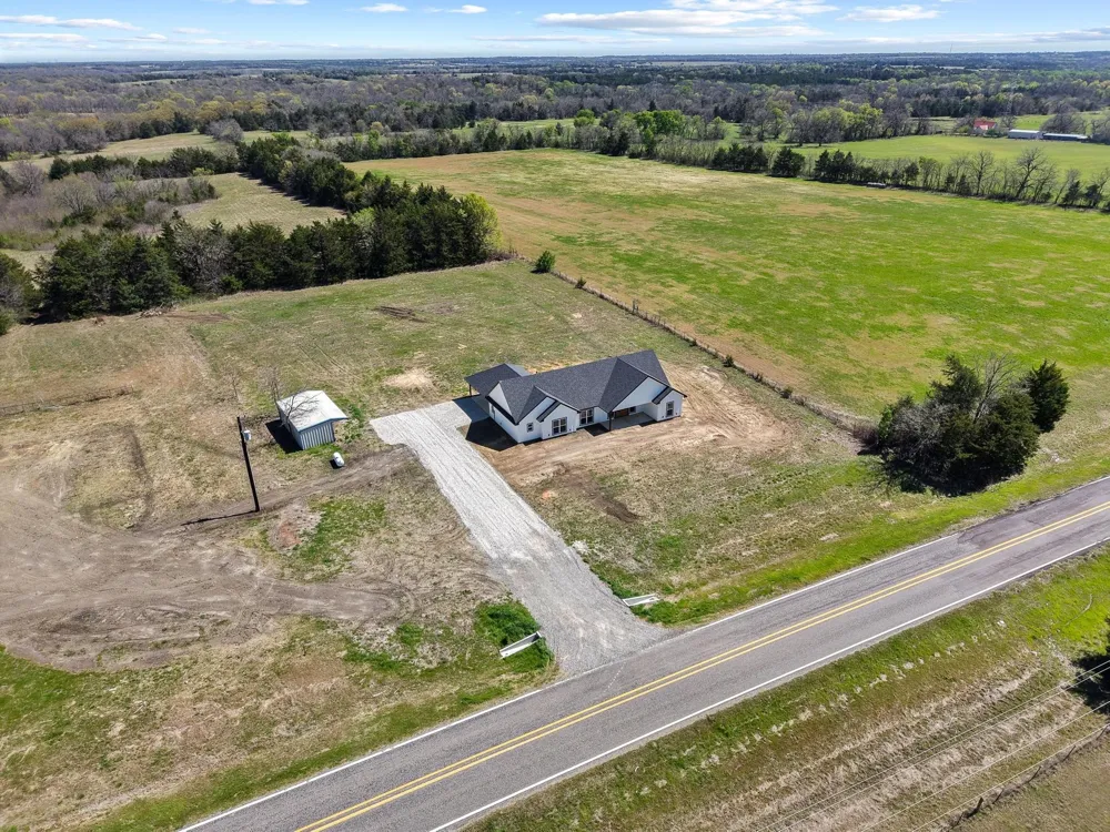 14457 E FM 1396 Windom, TX 75492