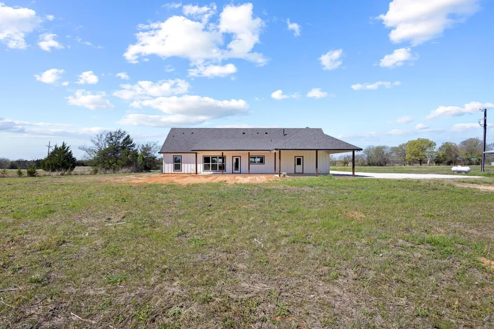14457 E FM 1396 Windom, TX 75492