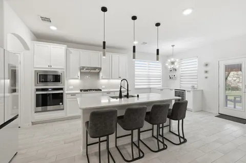4126 Mountain Laurel Drive