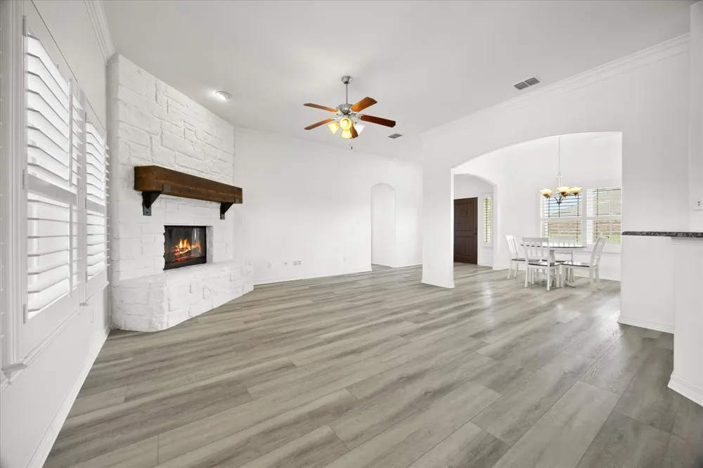 528 Hubbard Circle Nevada, TX 75173