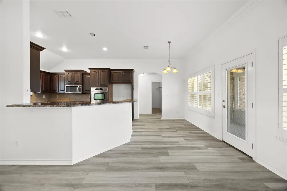 528 Hubbard Circle Nevada, TX 75173