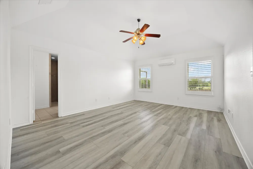 528 Hubbard Circle Nevada, TX 75173