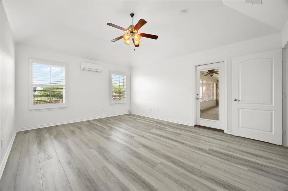 528 Hubbard Circle Nevada, TX 75173