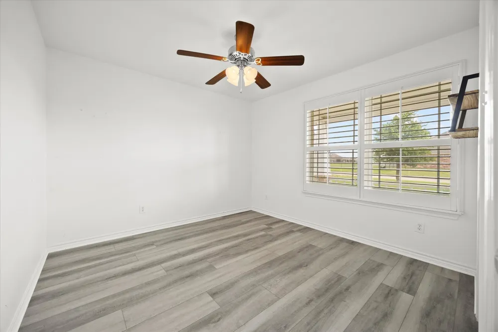 528 Hubbard Circle Nevada, TX 75173