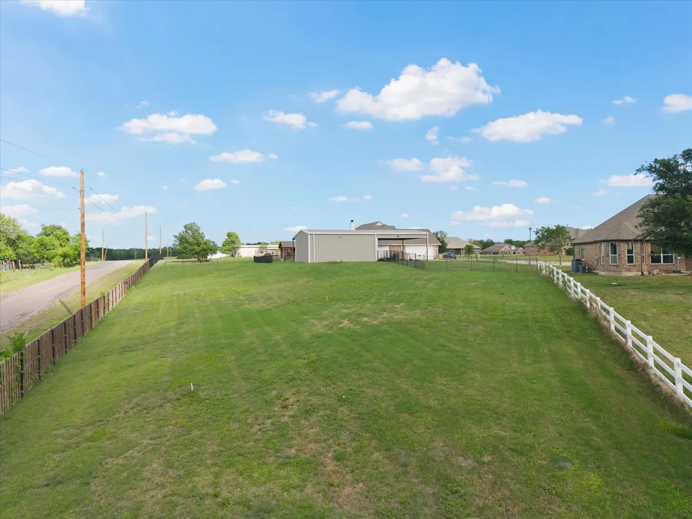 528 Hubbard Circle Nevada, TX 75173