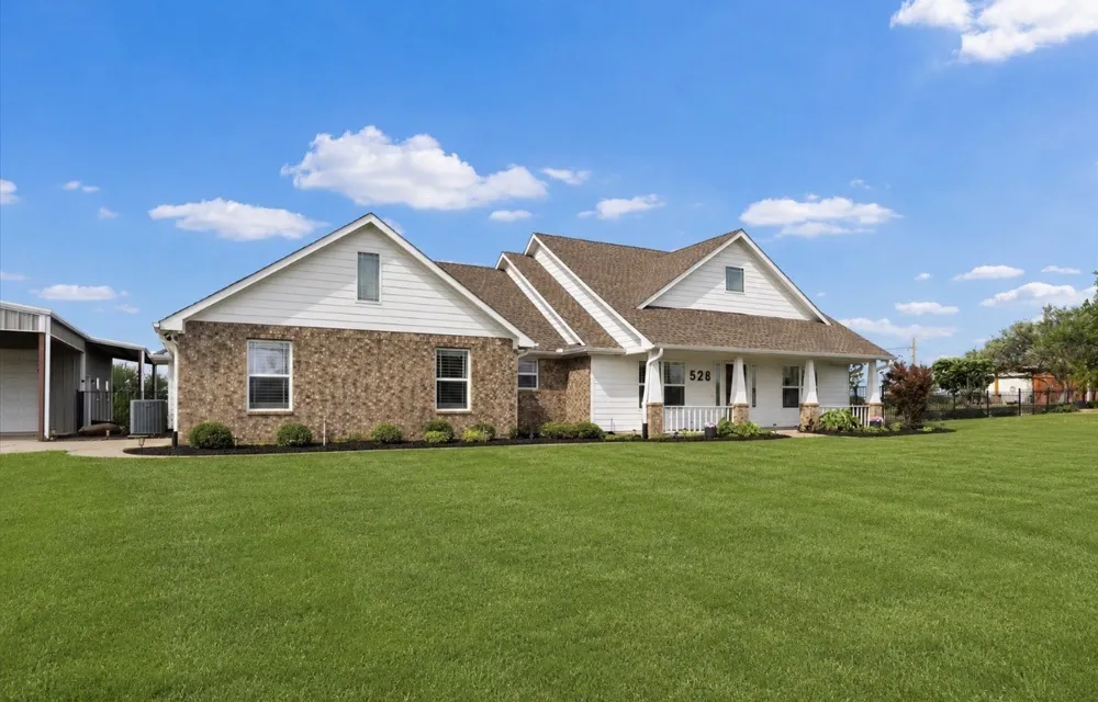 528 Hubbard Circle Nevada, TX 75173