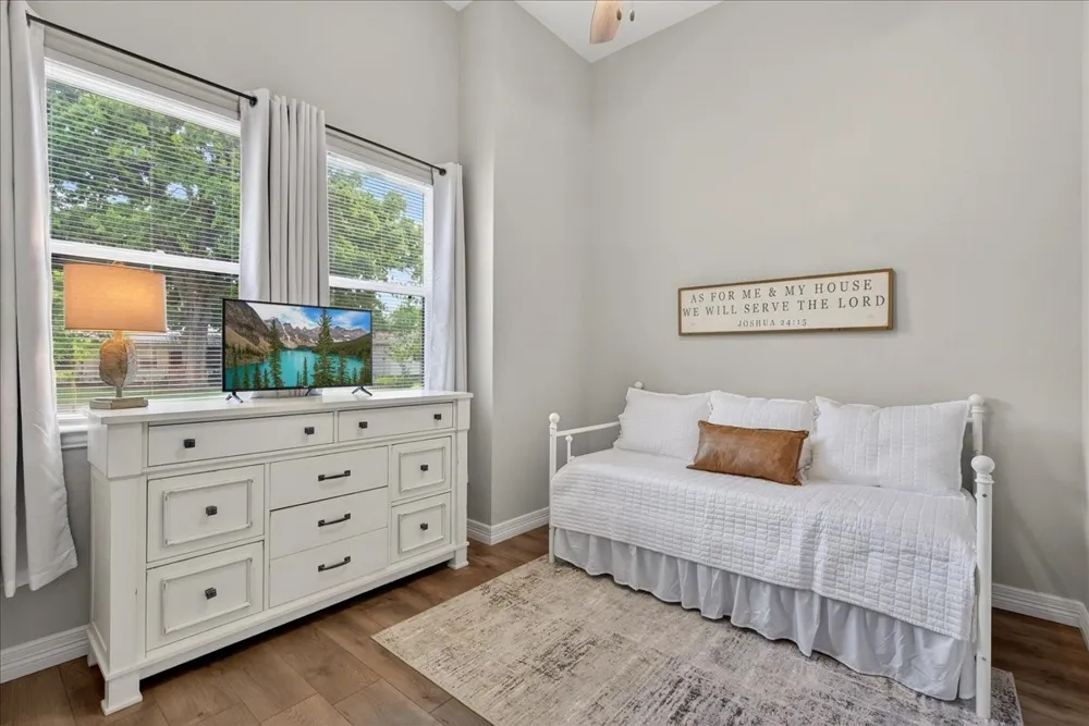 245 Autumn Wood Trail Gun Barrel City, TX 75156