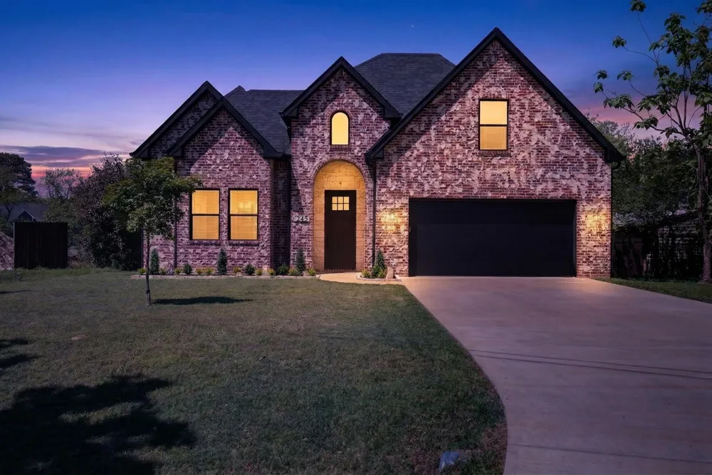 245 Autumn Wood Trail Gun Barrel City, TX 75156