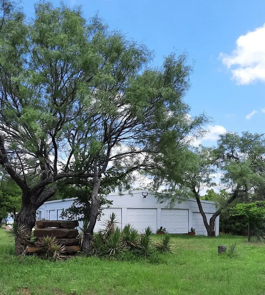 441 CR 433 Mullin, TX 76864