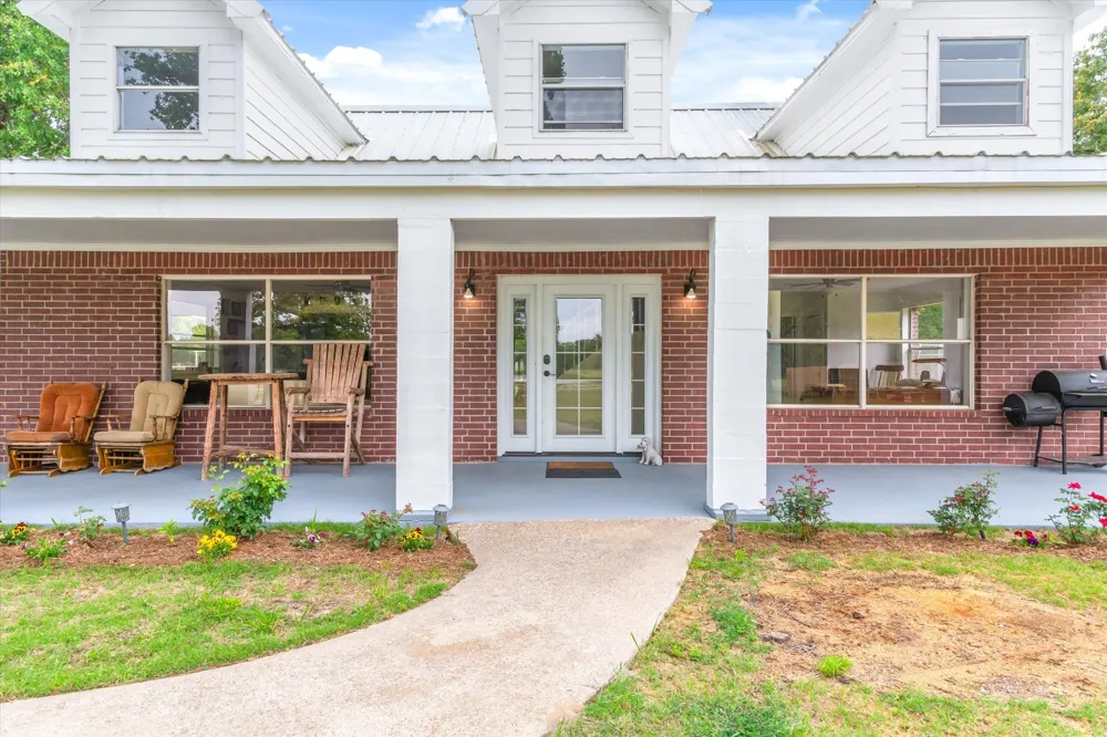 7700 County Road 3700 Athens, TX 75752