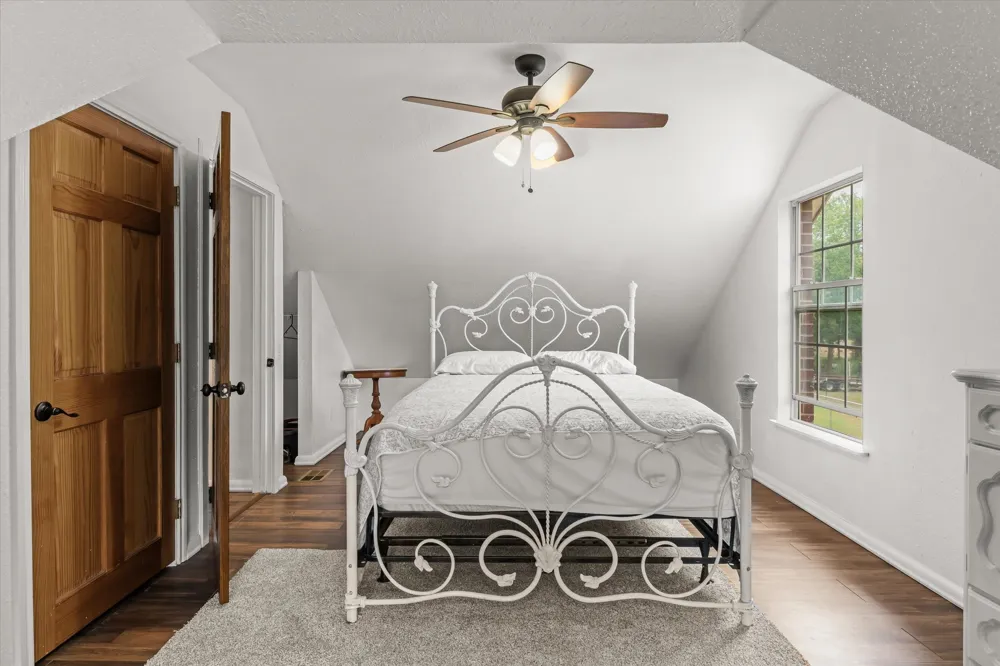 7700 County Road 3700 Athens, TX 75752
