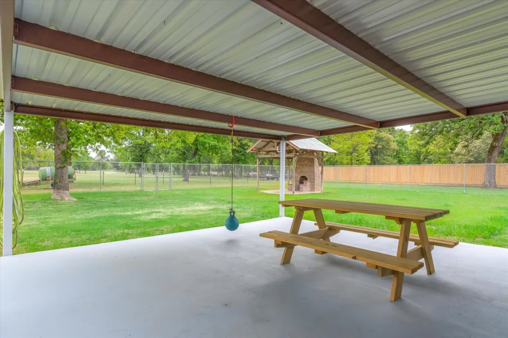 7700 County Road 3700 Athens, TX 75752
