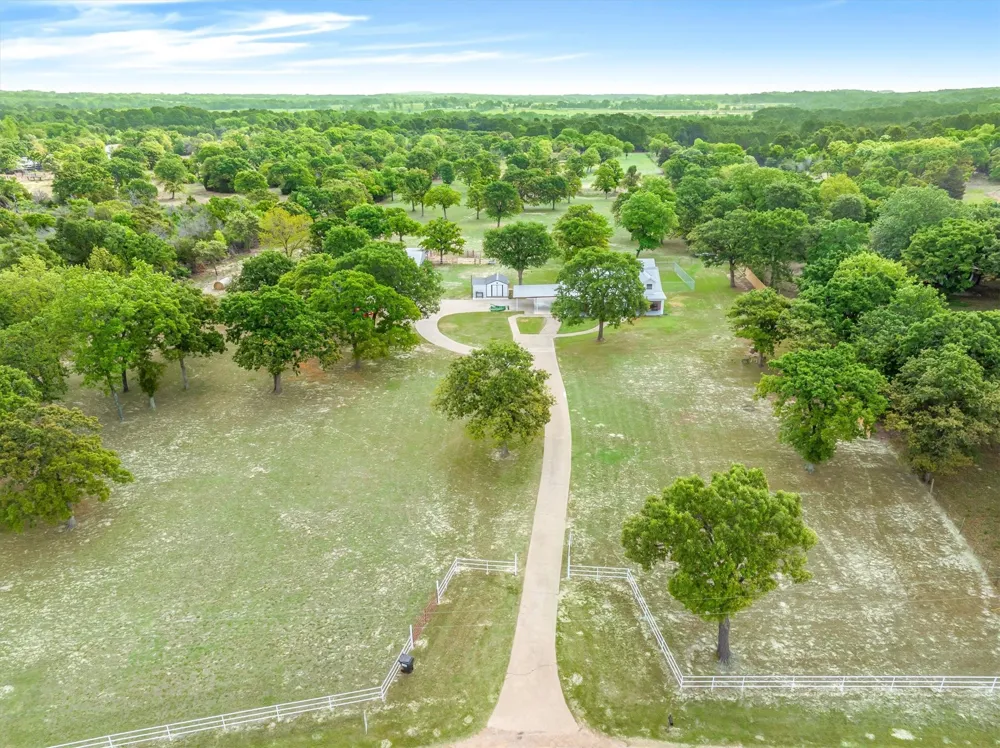 7700 County Road 3700 Athens, TX 75752