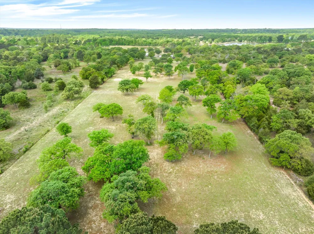 7700 County Road 3700 Athens, TX 75752