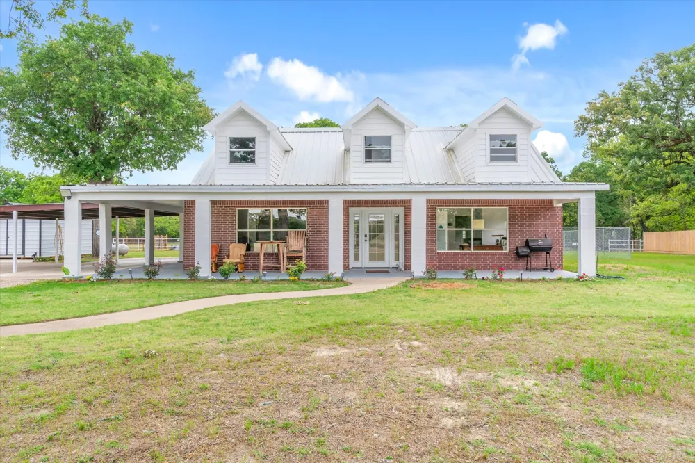 7700 County Road 3700 Athens, TX 75752