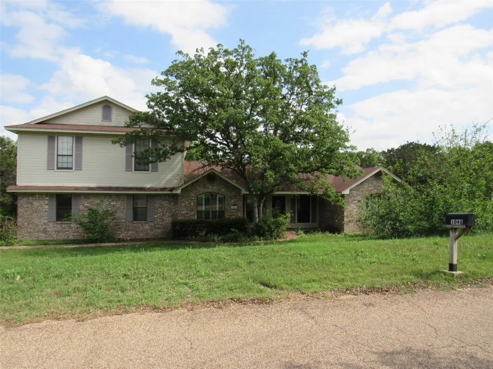 1048 Eagle Canyon Drive China Spring, TX 76633