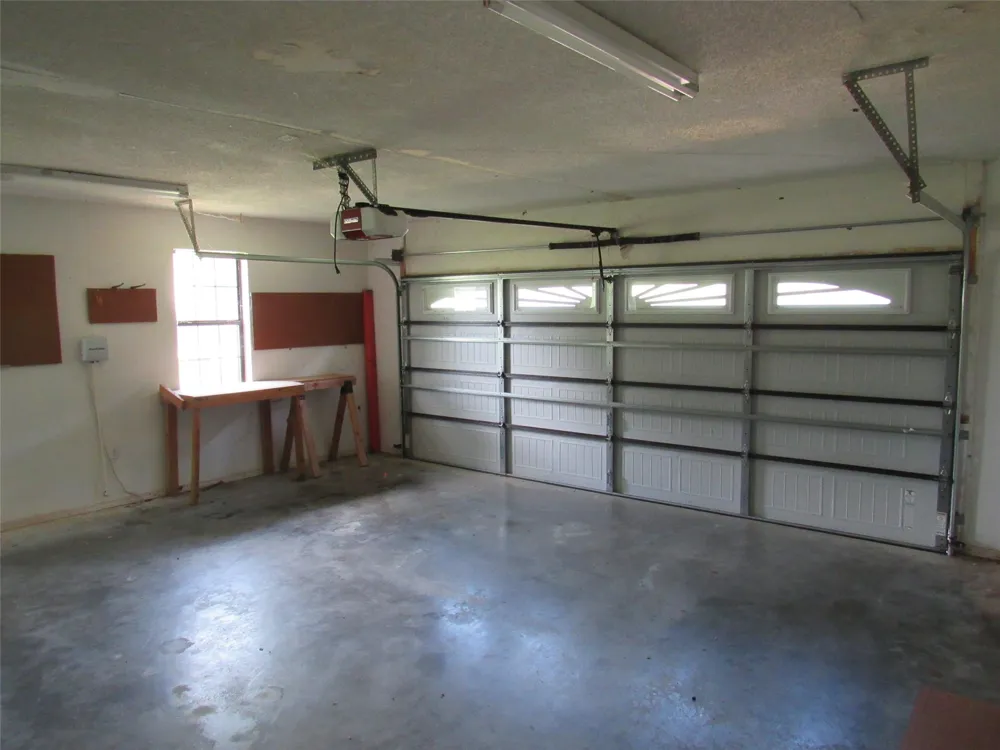1048 Eagle Canyon Drive China Spring, TX 76633