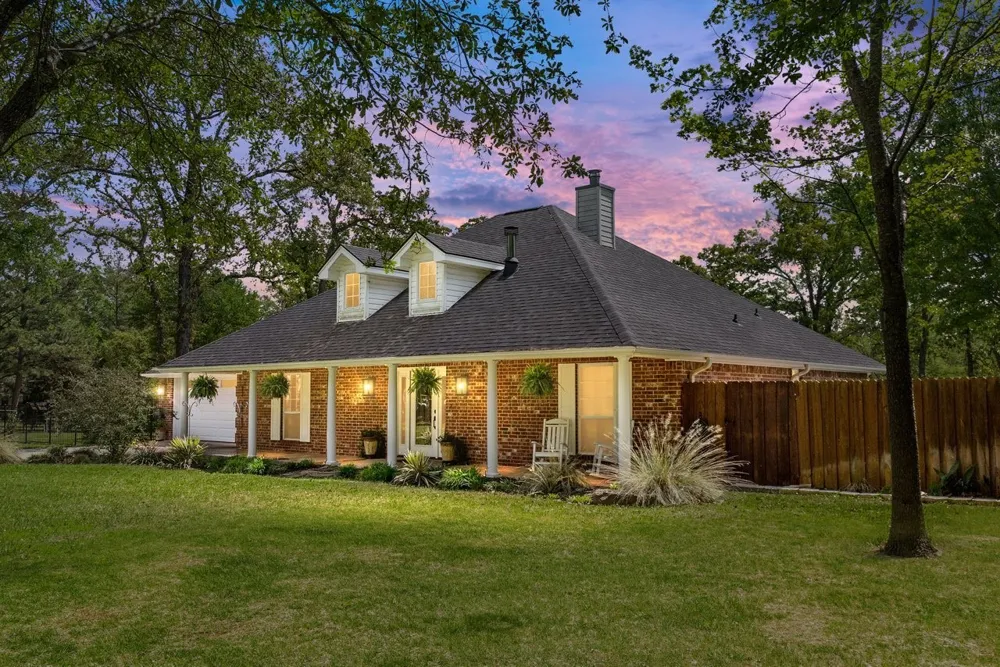 108 Forehand Drive Trinidad, TX 75163