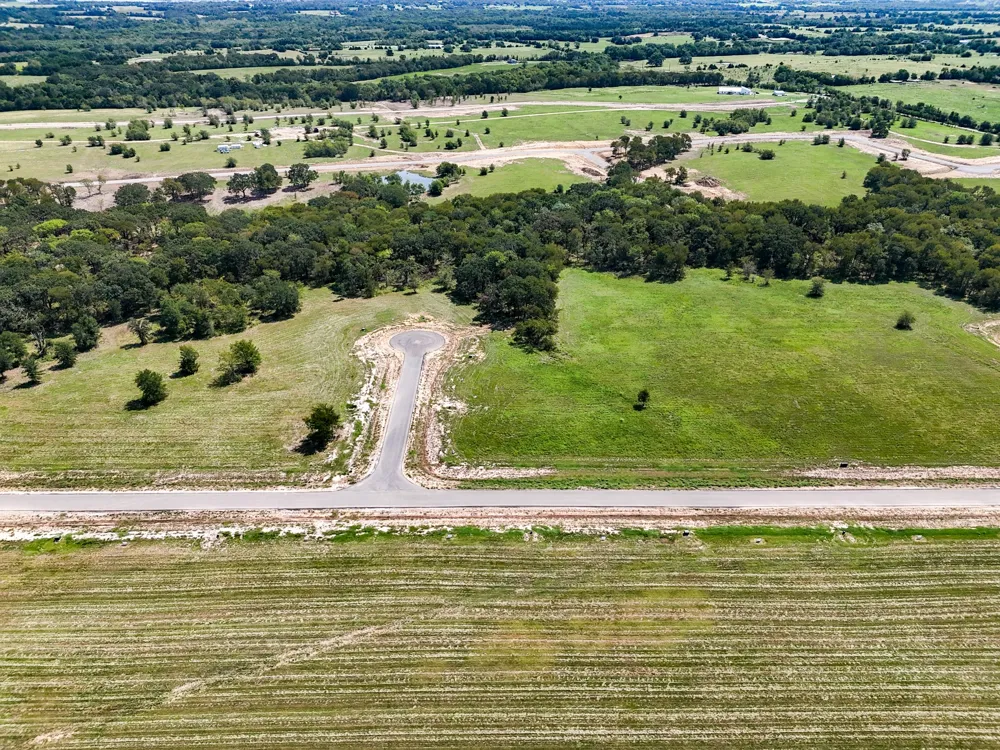 220 Diamond Point Dodd City, TX 75438