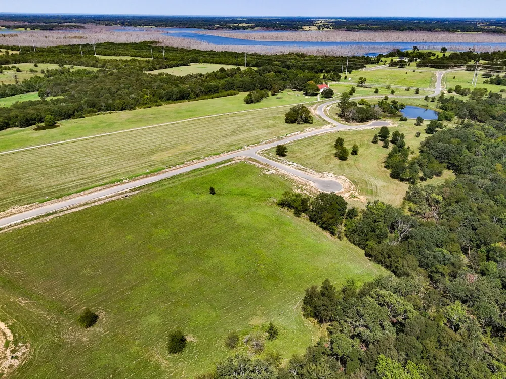220 Diamond Point Dodd City, TX 75438
