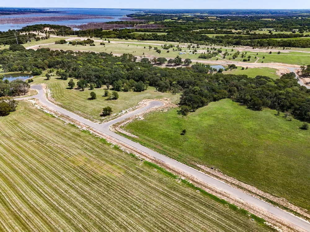 220 Diamond Point Dodd City, TX 75438