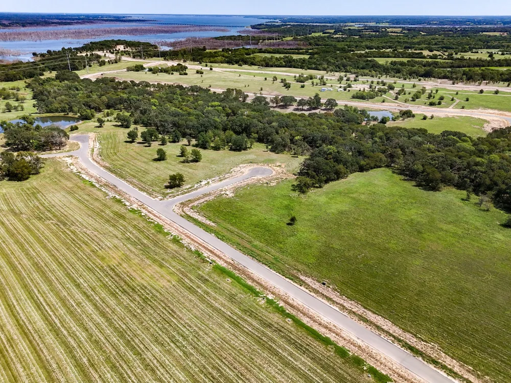 220 Diamond Point Dodd City, TX 75438