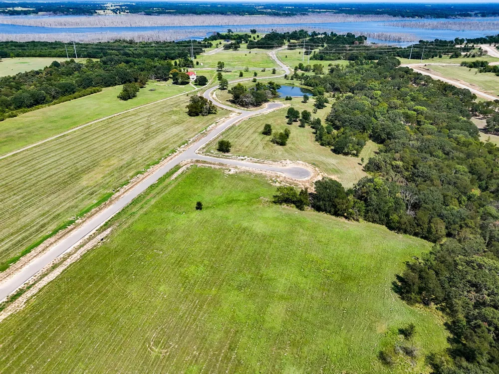 220 Diamond Point Dodd City, TX 75438
