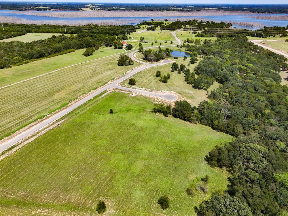 220 Diamond Point Dodd City, TX 75438