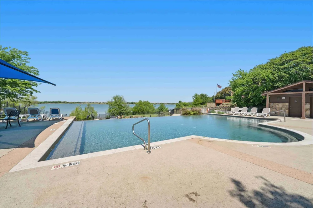 3800 Monterrey Circle The Colony, TX 75056