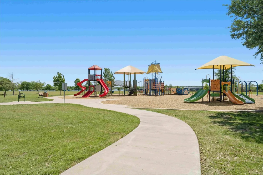 3800 Monterrey Circle The Colony, TX 75056