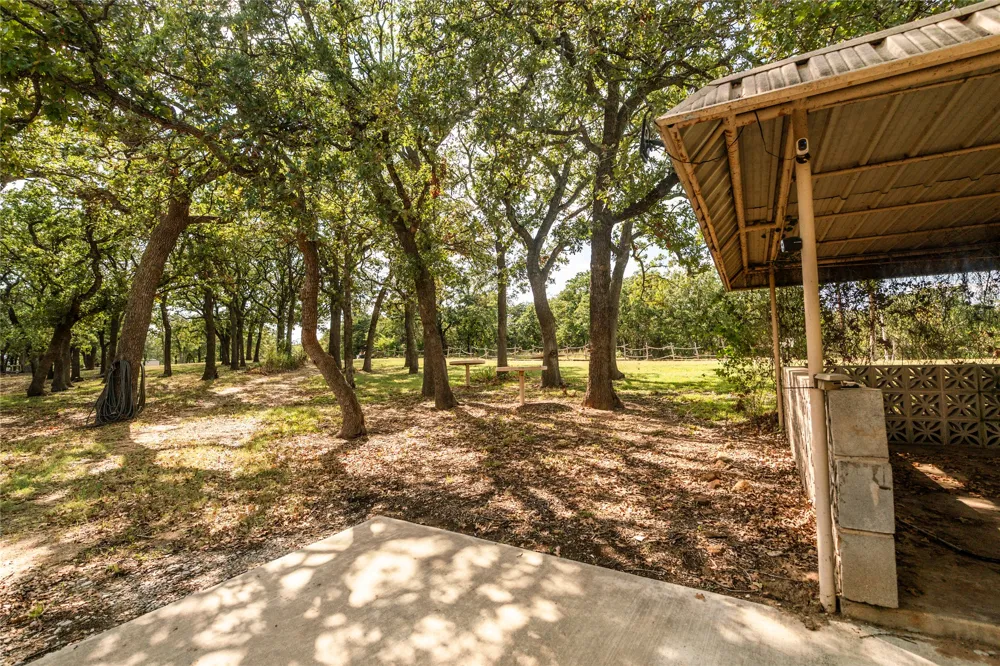722 Storey Road Nocona, TX 76255