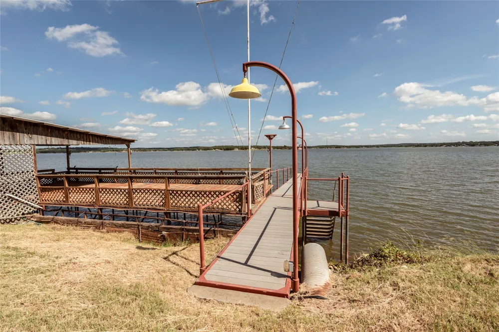 722 Storey Road Nocona, TX 76255