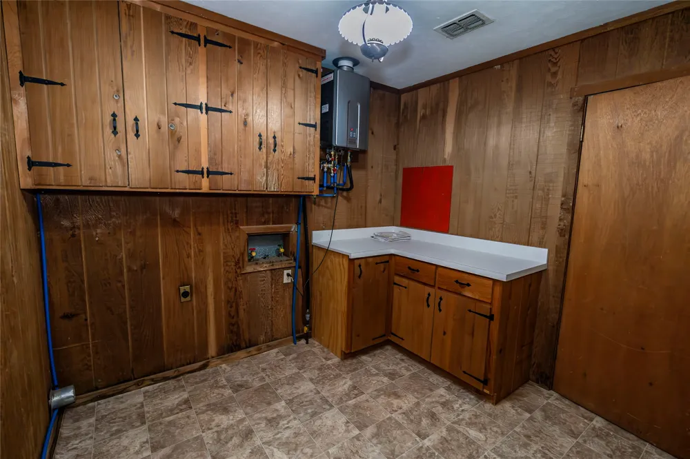 722 Storey Road Nocona, TX 76255