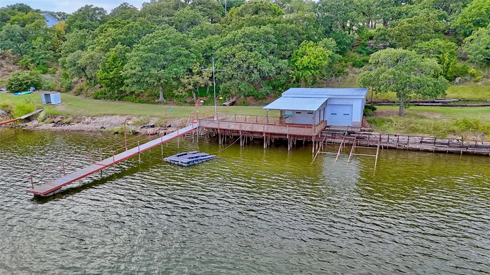722 Storey Road Nocona, TX 76255