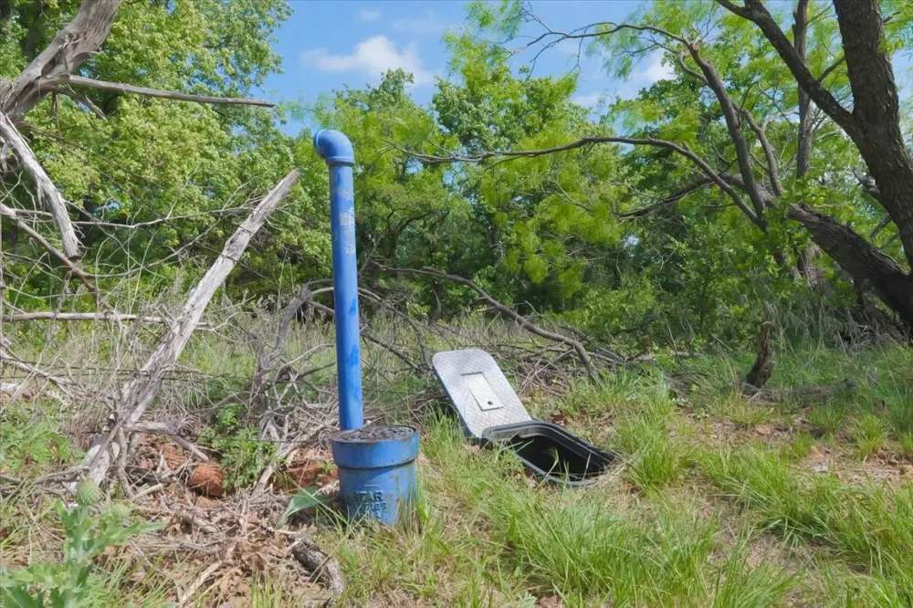 70817 I-20 Gordon, TX 76453