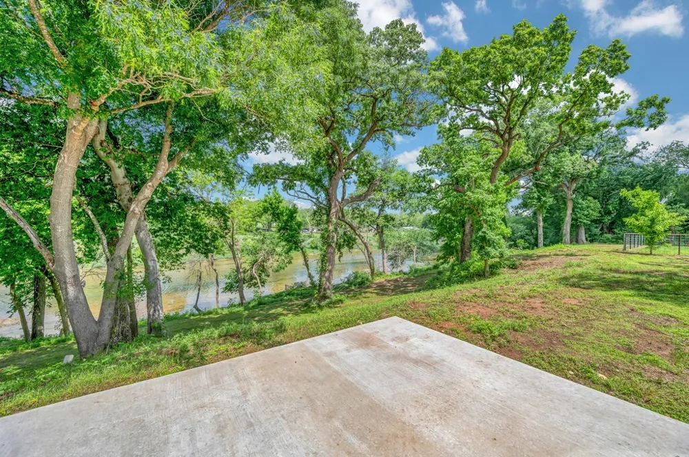 269 HCR 2201 Aquilla, TX 76622