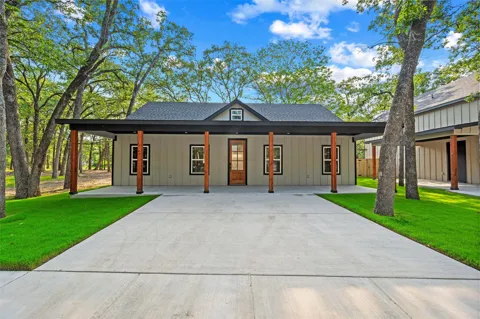 203 Seagrove Lane