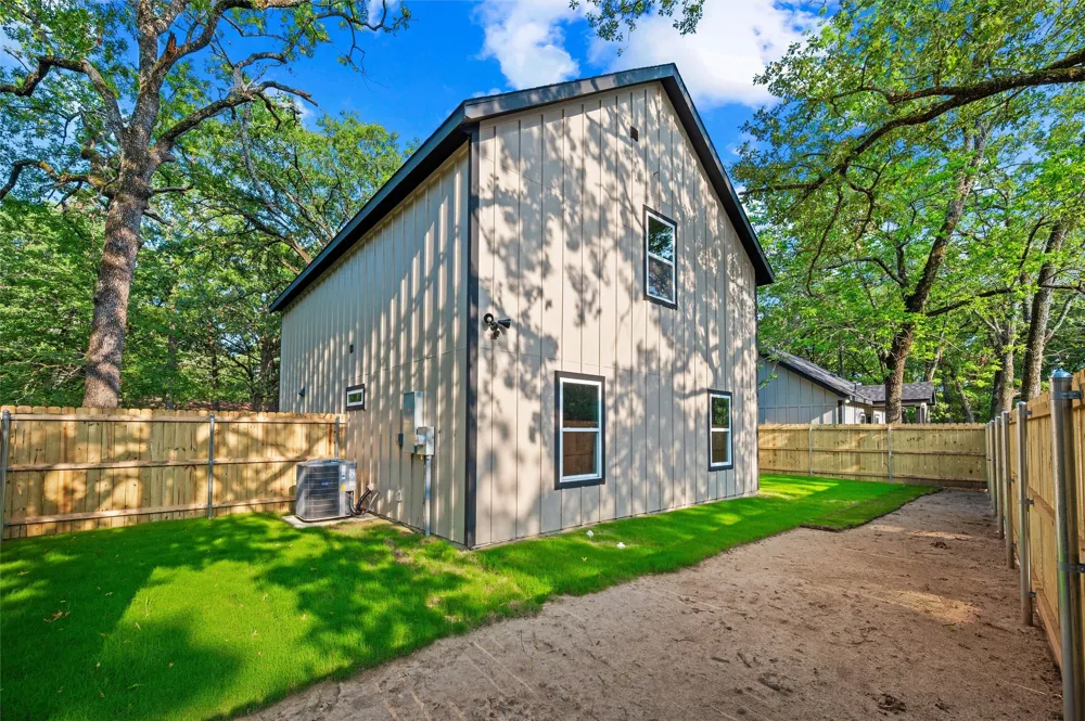 199 Seagrove Lane Quinlan, TX 75474