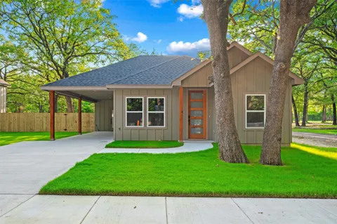 123 Seagrove Lane