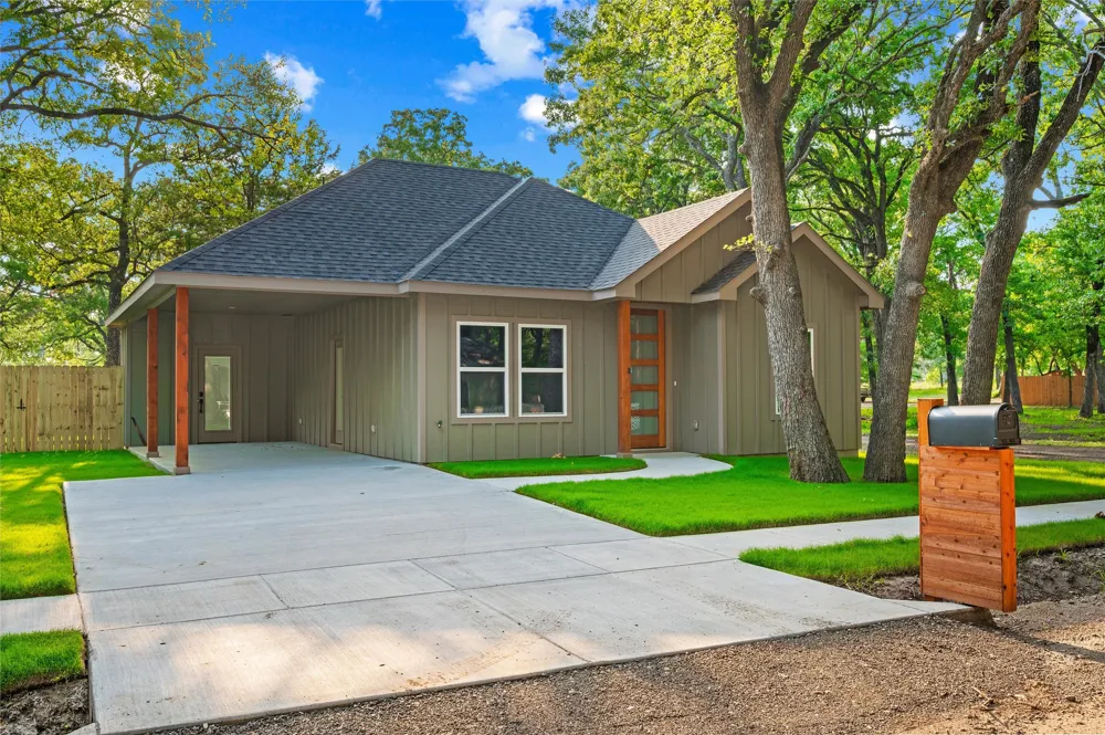123 Seagrove Lane Quinlan, TX 75474