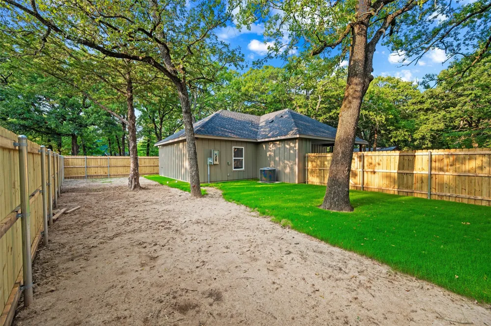 123 Seagrove Lane Quinlan, TX 75474